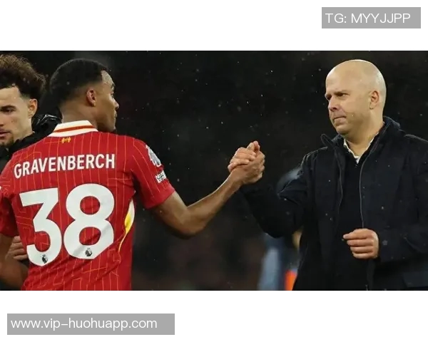 英超四大中场实力对比凯塞多赫拉芬贝赫罗德里赖斯谁更强